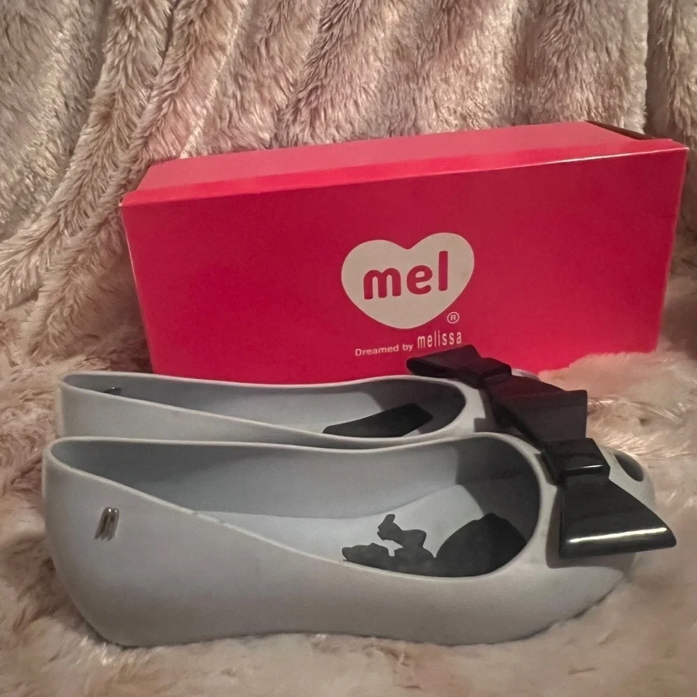 Melissa Alice and Wonderland Women's Black and White Bow Flats